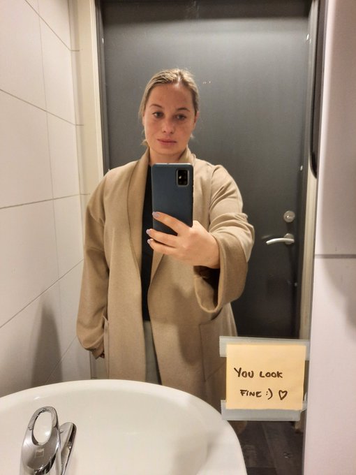 Good morning https://t.co/D3aHJqLeHA<a href="/tag/newhaircut"class="tags"><span>#newhaircut</span></a>