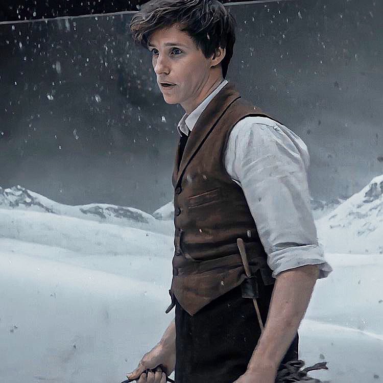 hpftb__channel's tweet photo. https://t.co/nys5hQZ01s

#NewtScamander 
#FantasticBeasts3 
#SecretofDumbledore 
#EddieRedmayne
#YouTube https://t.co/uzuSuwKDez