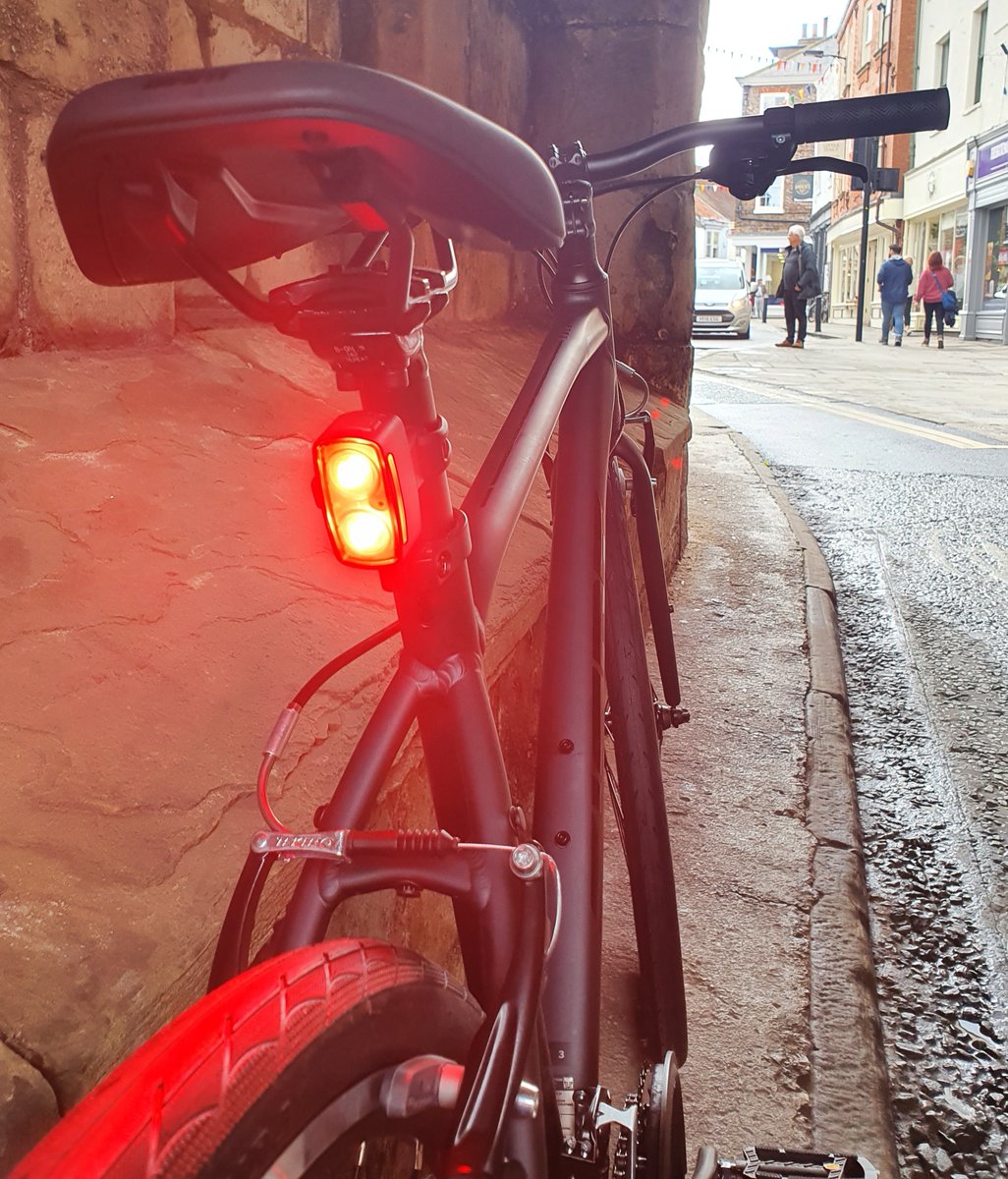 Giant York tweet media