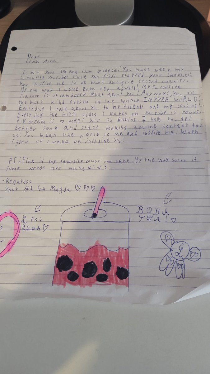 CallMehPinky2's tweet photo. Omg i just found some fan art and a message that i made for @LeahAshe from 2020 😭😭 I LOVE YOU LEAHHHHHH https://t.co/TSJlnSNpGP
