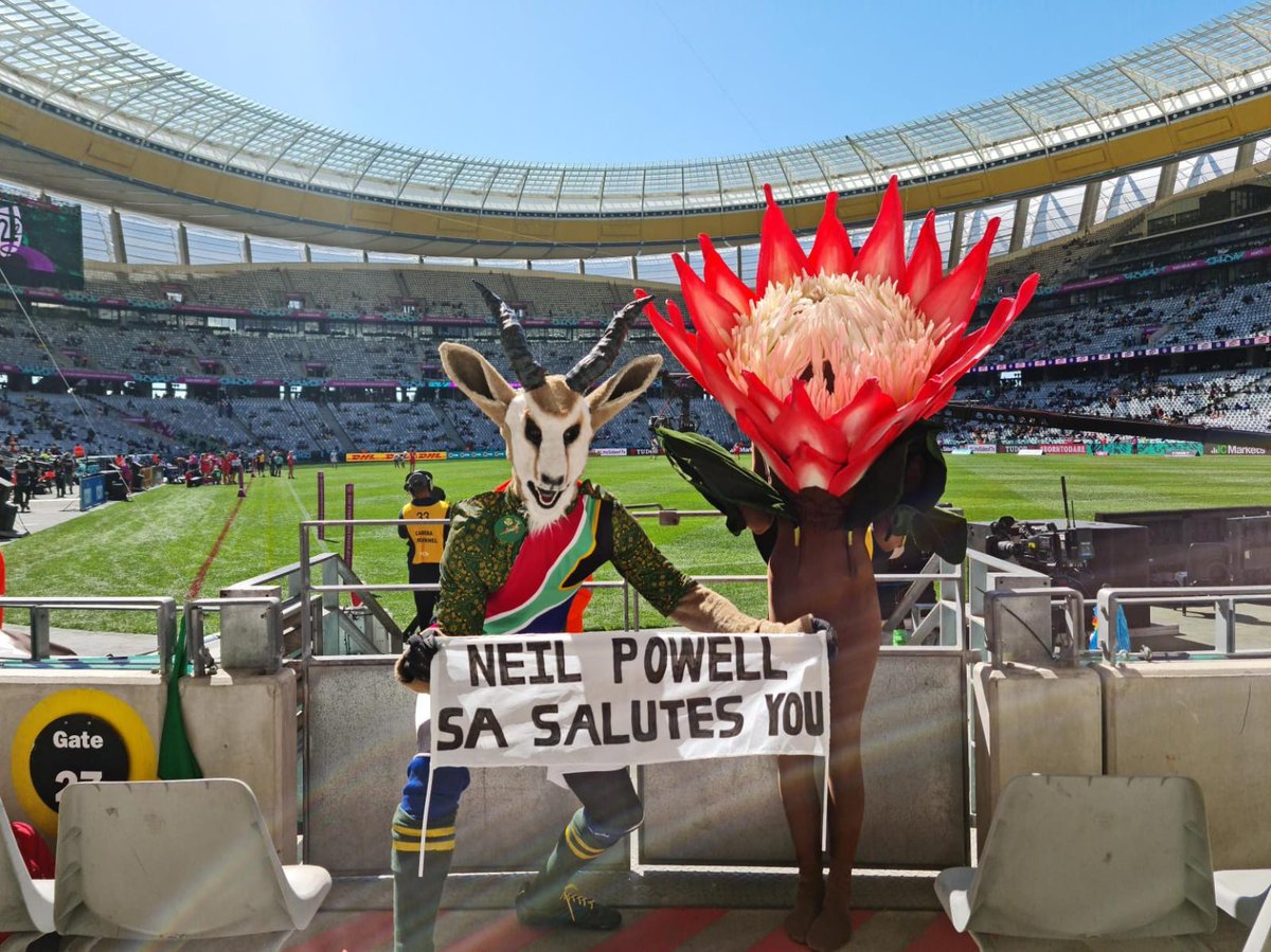 esther_ornellas's tweet photo. @SARugbymag @CapitecBankSA 1st day of #HereToSevens was epic! So glad we could amplify the gees! #CapitecSevens https://t.co/7QbLAGXCC8