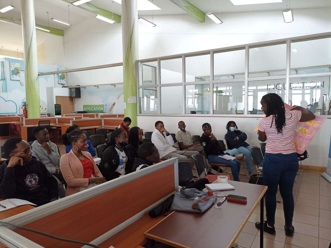 KectilKenya's tweet photo. Insights are most valuable when they can be used to generate inspiring new ideas. The trick is to transform your insight statement into generative questions which will become the springboard that your design team uses to brainstorm innovative new solutions #kectildesignthinkng 🇰🇪 https://t.co/35abBdEfz9