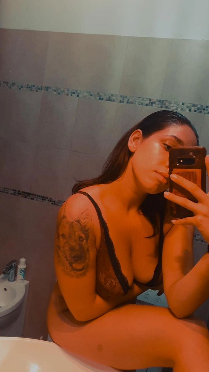 My onlyfans is Free! I'll do a lot of contest to win free pics and videos for free too! Join now and don't miss this opportunity  

onlyfans.com/secretsarah97

#onlyfans #onlyfanspromo #onlyfansgirl #onlyfansbabe #onlyfansita #sellingcontent #buyingcontent #feet