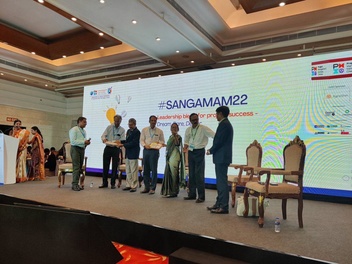 Great questions from the delegates won prizes of Say Yes to Project Success book during the panel discussion -
Role of  leaders in Talent Management -Talent attraction, acquisition and Retention 
#Sangamam22 <a href="/KarthikPMO/">Karthik Ramamurthy</a>