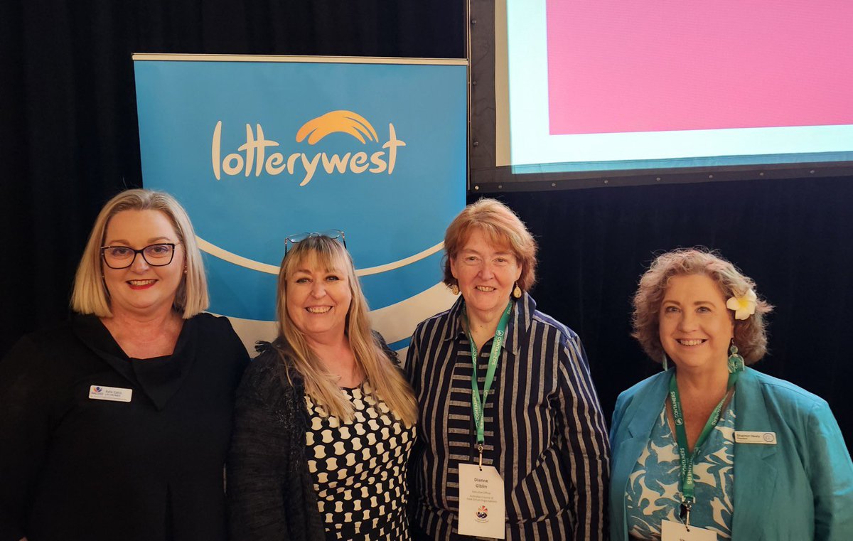 ACSSOTWEETS's tweet photo. Great to catch up with NTCOGSO Executive Officer, Michelle Parker and former WACSSO President, Kylie Catto picture with ACSSO President, Sharron Healy and CEO Di Giblin #WACSSOConference @SharronHealy1 @giblin5878 https://t.co/3xtc5RM4vD