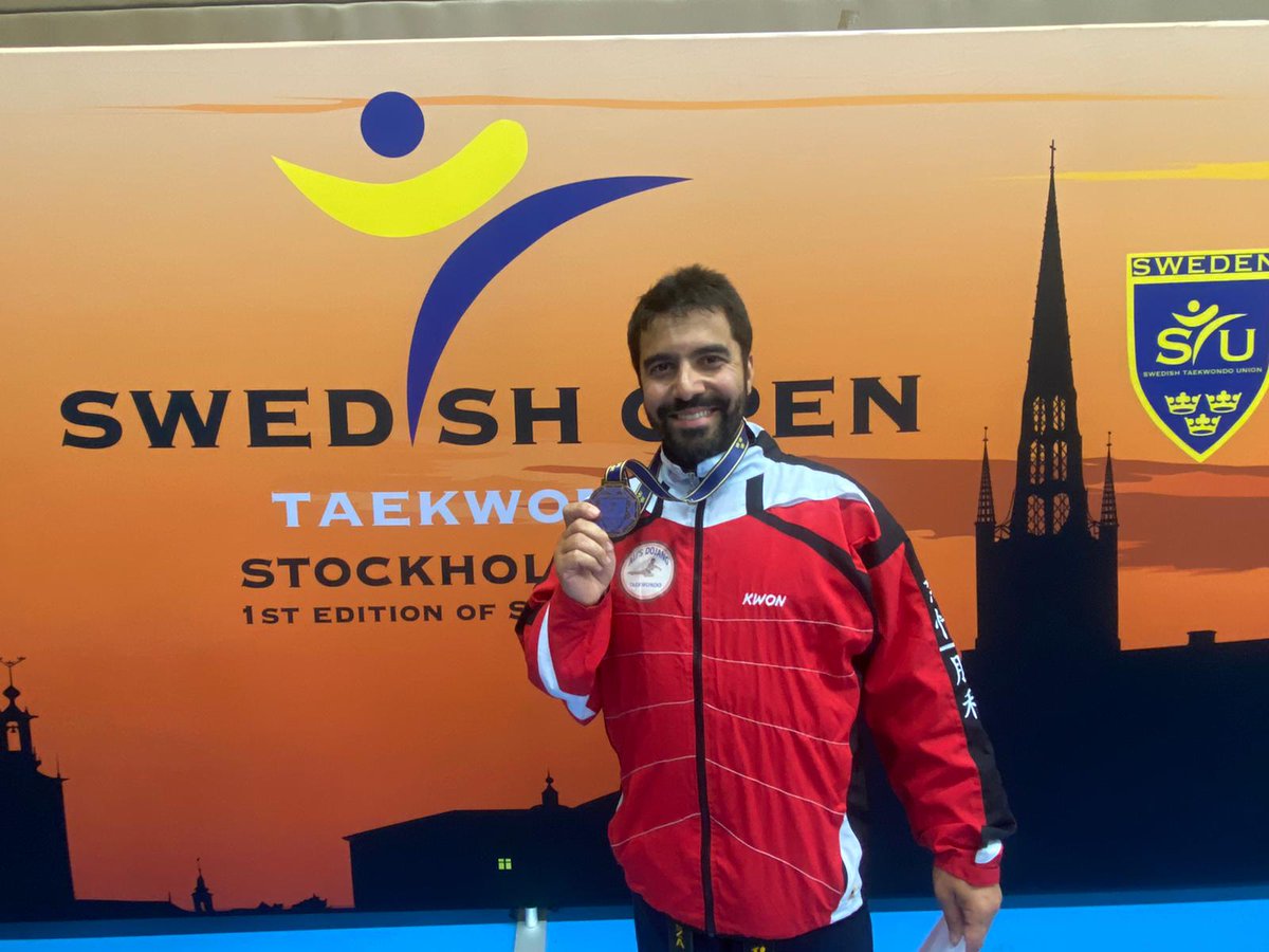 AlisDojang's tweet photo. G2 Swedish Open Poomsae 2022

Bronze in individuals and a gold in pairs in Sweden for Mater Reza Saberi. Congratulations!

#Taekwondo #Poomsae https://t.co/qjC0TCLhpd