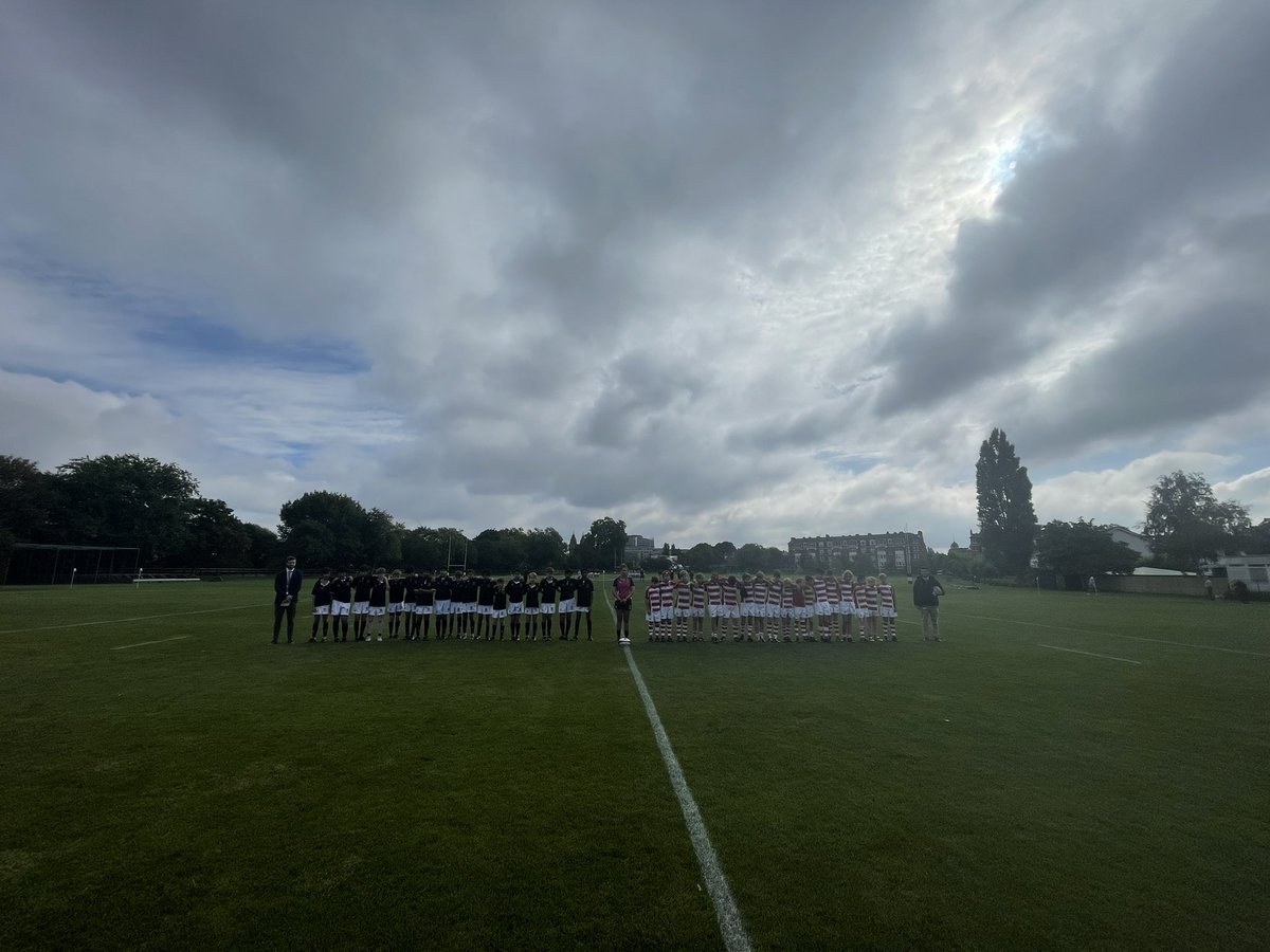 Minute’s silence for the <a href="/StPaulsRugby/">St Paul's Rugby</a> and @Hurst_Rugby U14Es