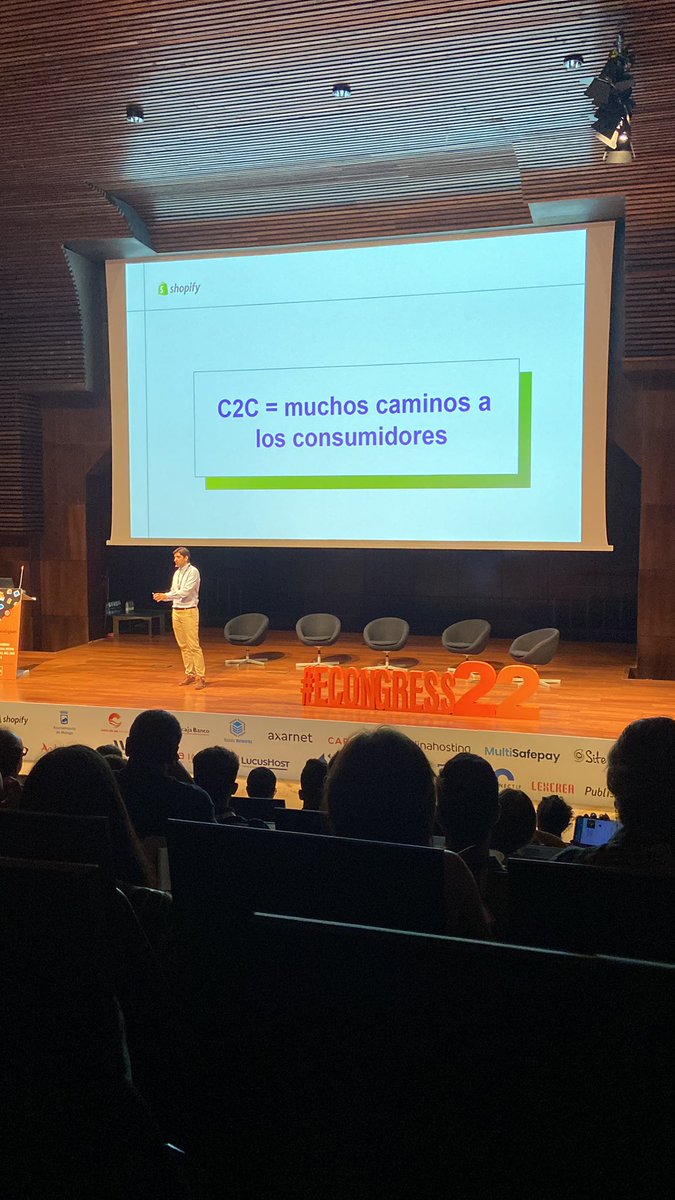 SusanaM90's tweet photo. ¿Han muerto las redes sociales para alcanzar nuevos clientes? #ECONGRESS22 https://t.co/dRZQI9sQem
