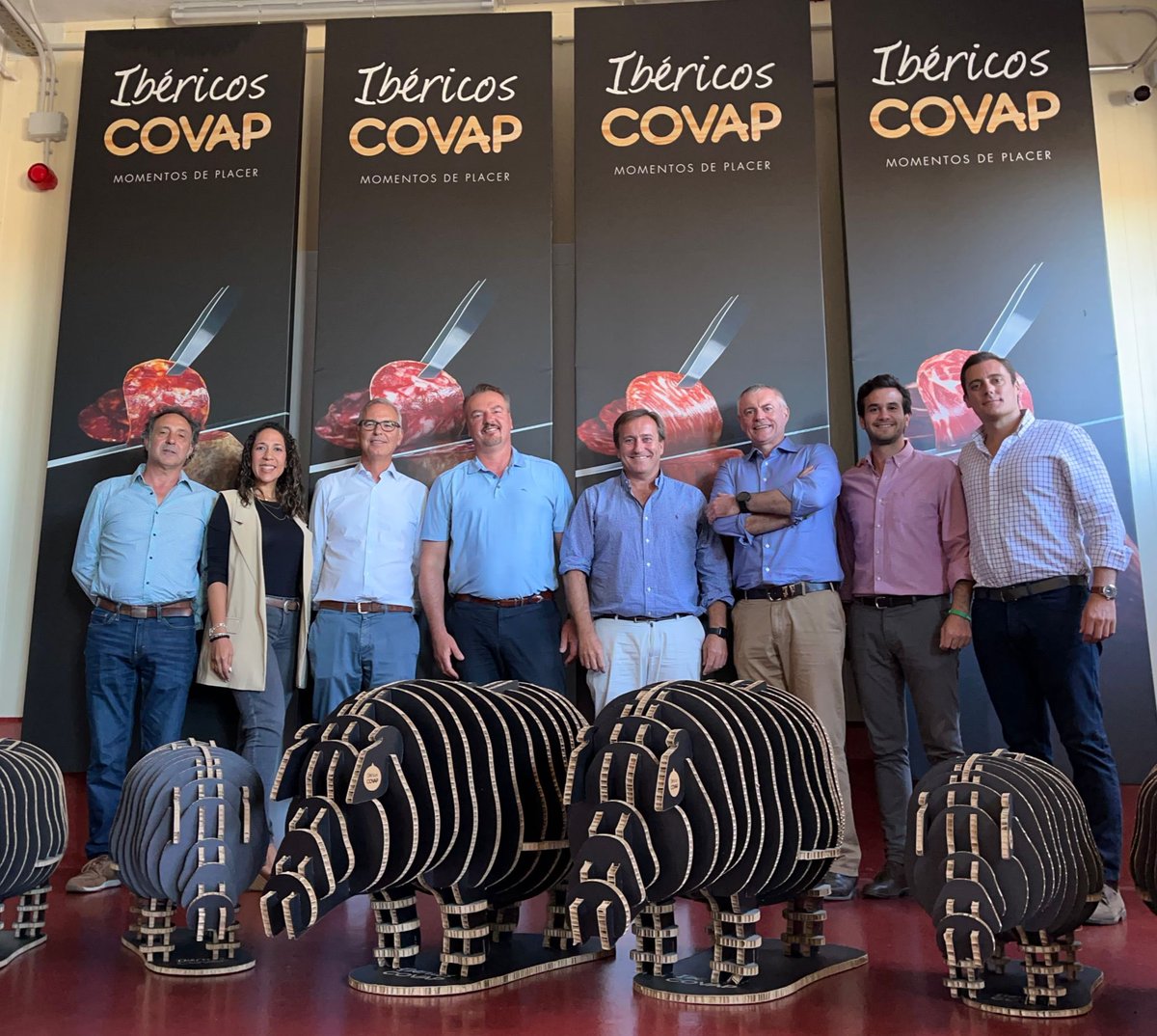 Alex_MdeLeon's tweet photo. “Methane is only a problem if you don’t manage it, if you manage it, it could be the solution” Great learnings from Dr.Mitloehner during this week visits. Thanks @GHGGuru @Covap @AlltechSpain @Alltech @eleonp #planetofplenty https://t.co/Jh5oQ2JGti