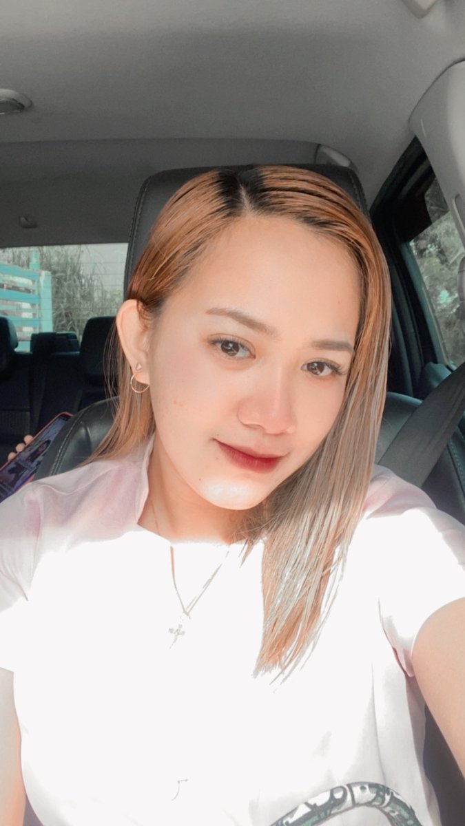 borro_joessie's tweet photo. Off to work 🧡🧡🧡 https://t.co/ArafZQD9TO