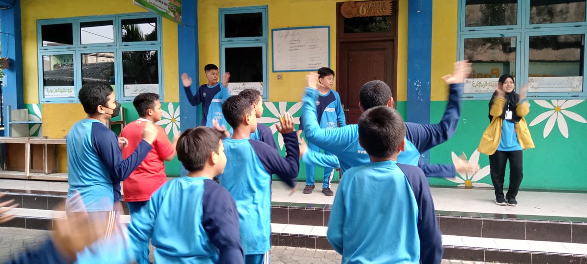 ipmsmpm17sby's tweet photo. Day 2 senam bersama 

#PKDJITU #SEMANGATKADERSIJIPITU https://t.co/V9nBxFTmoC