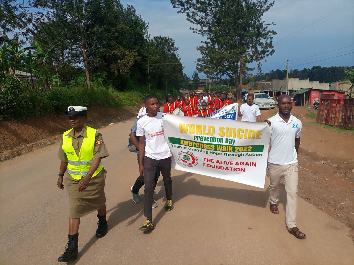 channel5_tvk's tweet photo. #UPDATE: In celebration of the World Suicide Prevention Day, The Alive Again Foundation in Mbarara hosted a Suicide Prevention Awareness Walk on 9th September 2022.
The walk involved several stakeholders and civilians. It was a huge success. 
#Channel5MediaNews https://t.co/UgJfJfkrDJ