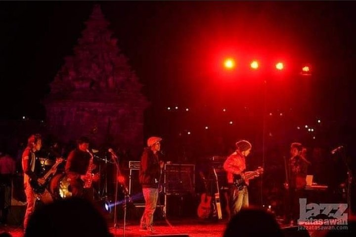 <a href="/somedh/">Al Ikhlas Ginanjar P</a> <a href="/jazzatasawan/">Jazzatasawan</a> <a href="/budhihermanto/">Budhi Hermanto</a> <a href="/nurmansali/">Nurmansyah</a> Milu ngawiti 😁