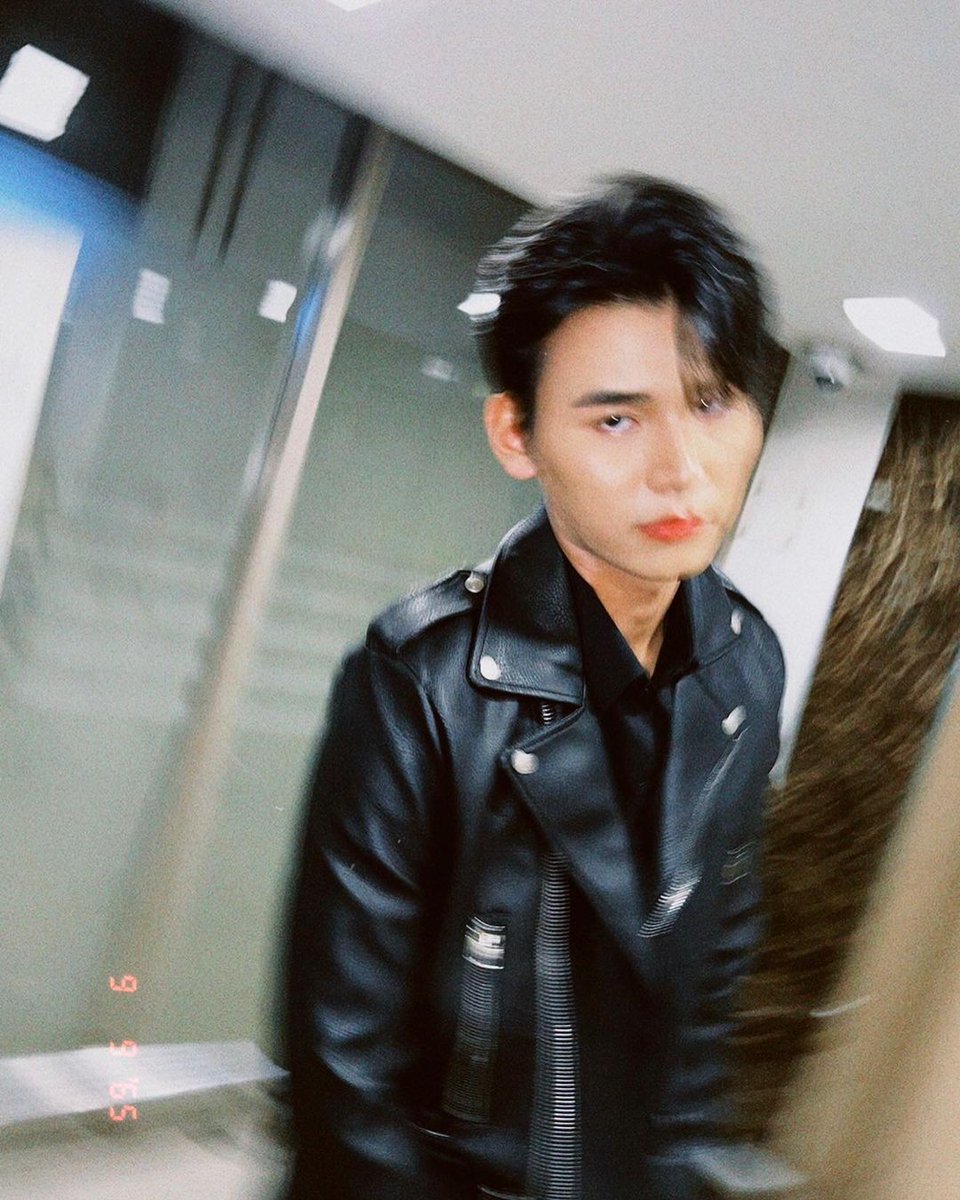 jafirstfamilyph's tweet photo. [09-10-22]

IG Post: Sixsuperstar

Let's be weird together. 📸🔥

#JaPhachara #จาพชร #TeddyJa 
#First_Chalongrat #รักแรกของเฟริสท์ #JaFirst #จาเฟริสท์ #JaFirstxPraewCharity https://t.co/4AmvGlXvk6
