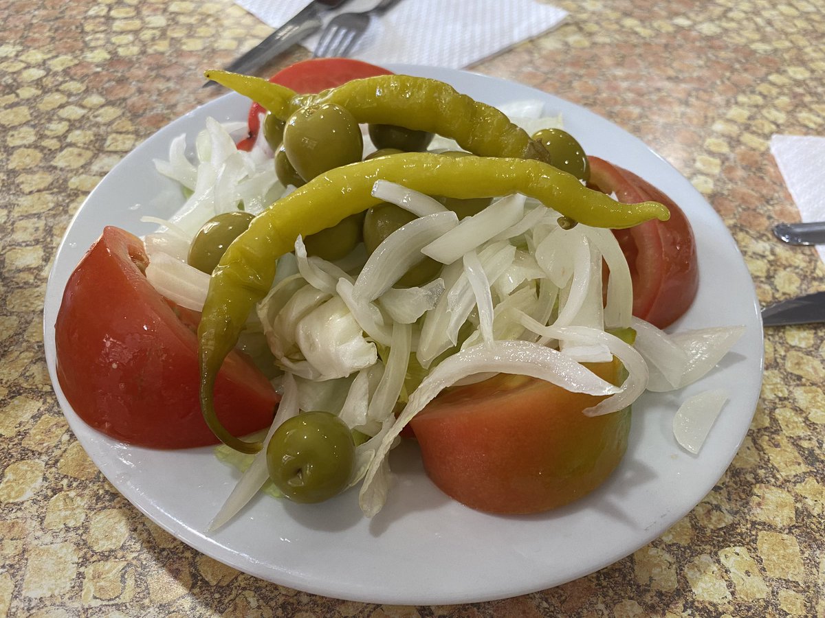 esmorzador's tweet photo. 🏠 Bar Los 4 Hermanos (C/Plus Ultra  49 - Gandía)
🥖Figatells con cebolla y all i oli, y Chivito
🍺Agua
🫒Ensalada
☕️Cremaet
💰14€ (6€ el de figatells y 8€ chivito) https://t.co/6636vne7Cy