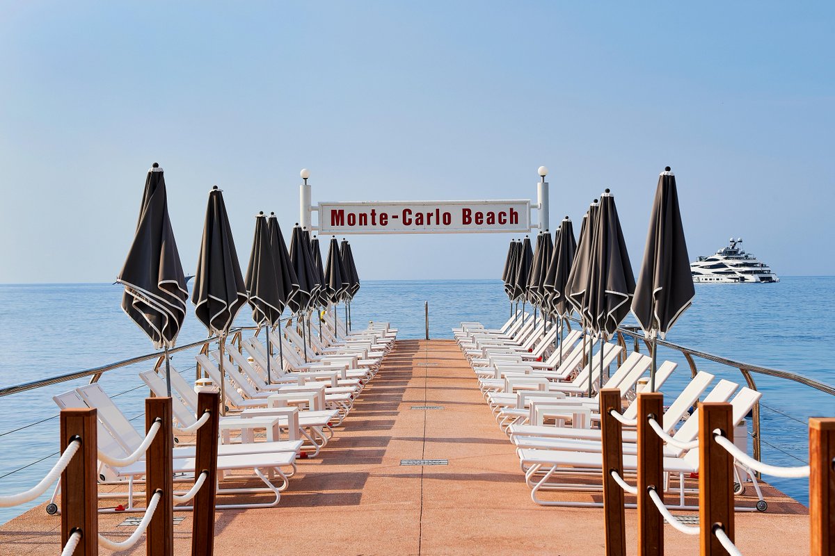 MonteCarloSBM's tweet photo. #FallinLovewithMonteCarlo 
Everyone loves Monte-Carlo in their own special way. This autumn Monte-Carlo Société des Bains de Mer is bringing you a brand-new theme: Fall in Love with Monte-Carlo from 10 September to 10 November! 
Read more: https://t.co/vdcfSMZr4S https://t.co/vCou5pgWVO