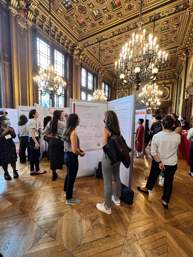NoraMRaschle's tweet image. The 2022 @Flux_Congress at the marvelous Sorbonne in Paris has come to an end &amp;amp; I can&apos;t even list all things to be grateful for: a wonderful community, cutting-edge science, support for early career scientists, meeting all you developmental science rockstars in person again...!