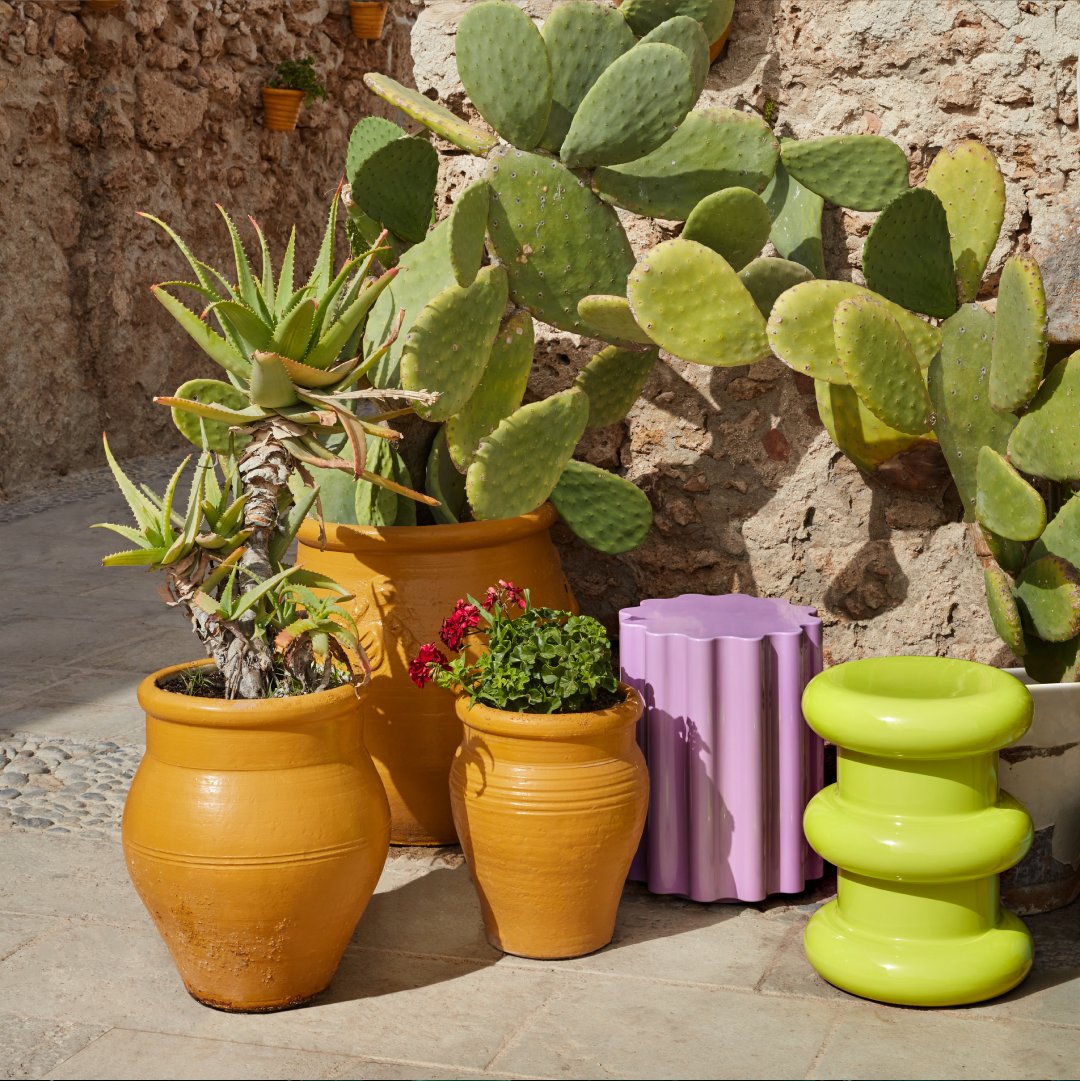 KartellOfficial's tweet photo. Pilastro and Colonna join with their playful attitude and timeless design. 

#Kartell #kartelllovestheplanet #kartellwander   #marzamemi_sicily https://t.co/rOy5nBhoQx