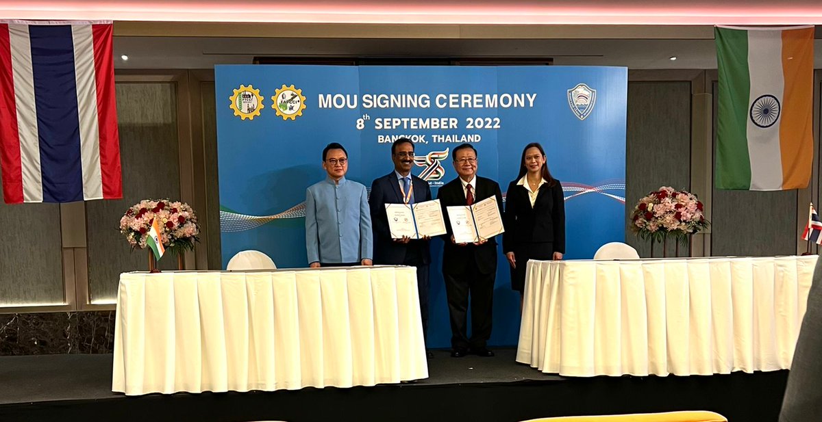 FapcciA's tweet photo. FAPCCI signed a MoU with Thai Chamber of commerce today at Bangkok . The main objective of the MoU is to help facilitate and promote trade and investment between #AndhraPradesh  and #Thailand https://t.co/KzyAbwJuUw