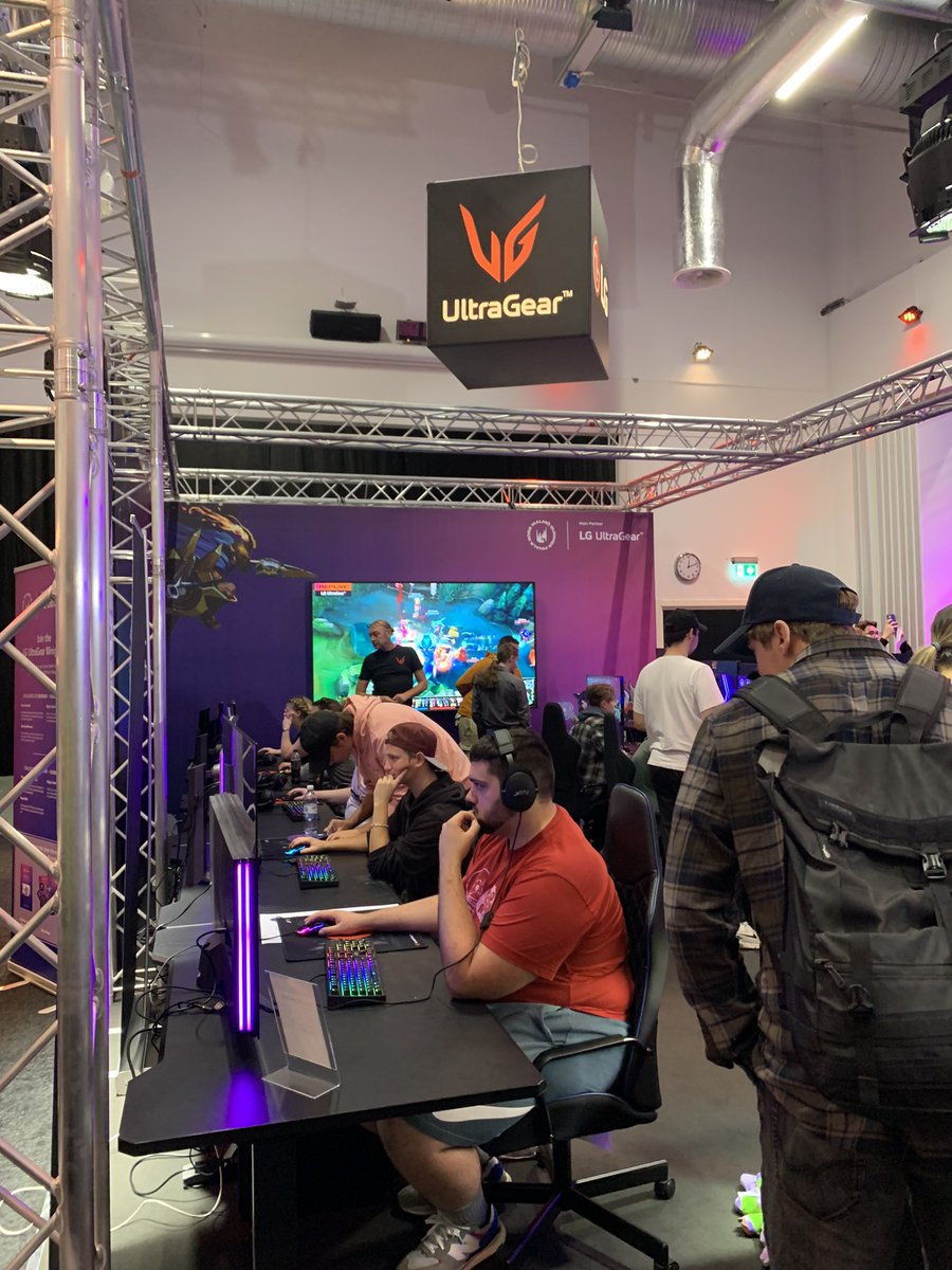 fin_baldwin's tweet photo. #LGUltraGear #LEC https://t.co/uThBo6n7xd