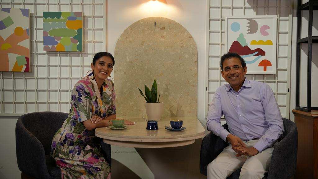 "I was a very nervous speaker." That is absolutely true! Lots more in this conversation with Karishma from Humans of Bombay.

We talk about cricket, commentary &amp; everything in between. 
Here's the link to the episode 

youtu.be/kZa5JMo0xxw