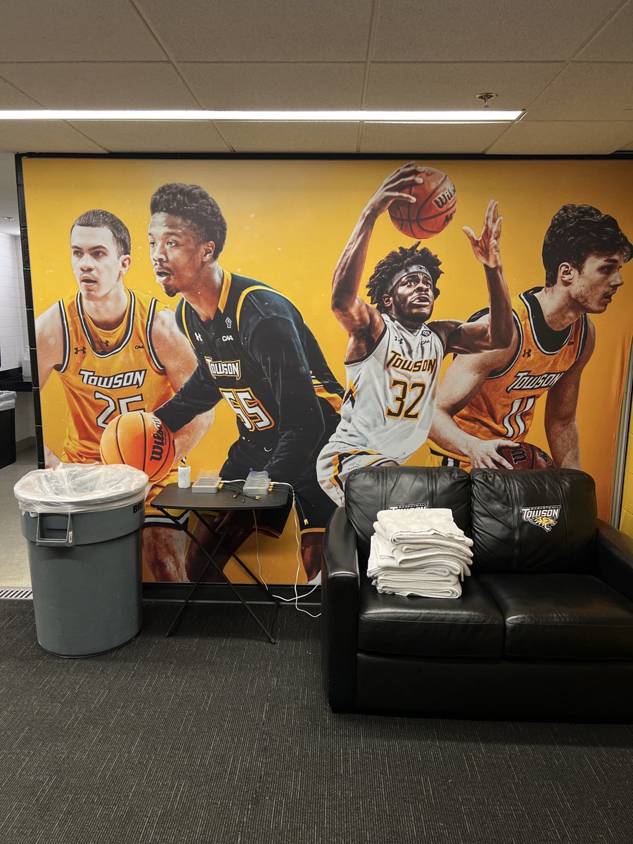 Up early and excited about ⁦<a href="/Towson_MBB/">Towson Men's Basketball</a>⁩ and the journey and challenges ahead… appreciate the loyalty of my guys ⁦<a href="/NickJTimberlake/">Nick Timberlake</a>⁩ ⁦<a href="/Camholden50/">.</a>⁩ <a href="/CThompson_19/">Charles Thompson</a> ⁦<a href="/jgibby1121/">Jason Gibson</a>⁩  hungry cats hunt best