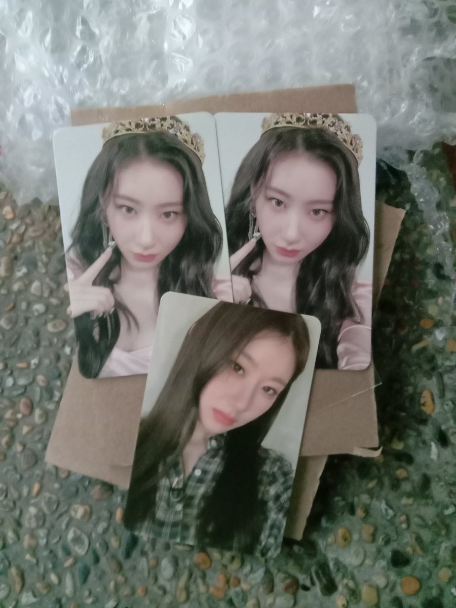 LOVINGSUNGCHAN's tweet photo. — #linyamomints

Hello po! My Chaeryeong poke cheeks set is here na and glad they arrived safely. Thank you so much for accommodating my requests 💗

@ShinRyujinsCart #shinryujinFeedbacks https://t.co/bbSGX3cvmi