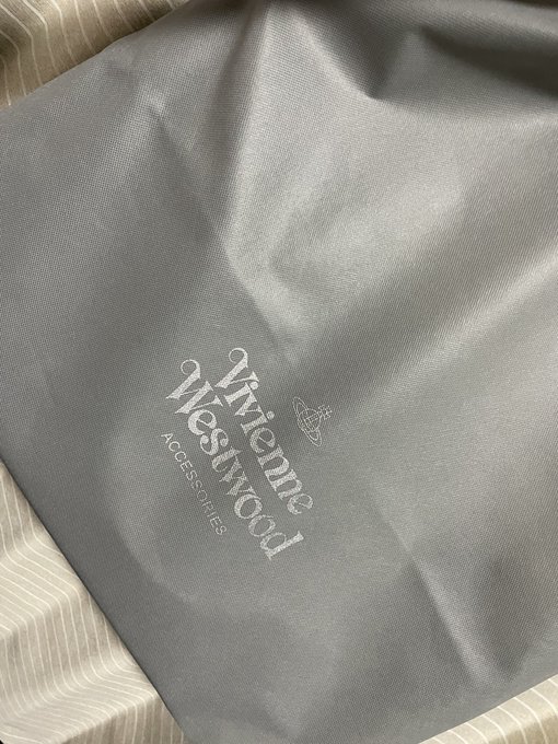 はわわわ&hellip;買っちった&hellip; https://t.co/L6FJVIx2Jt