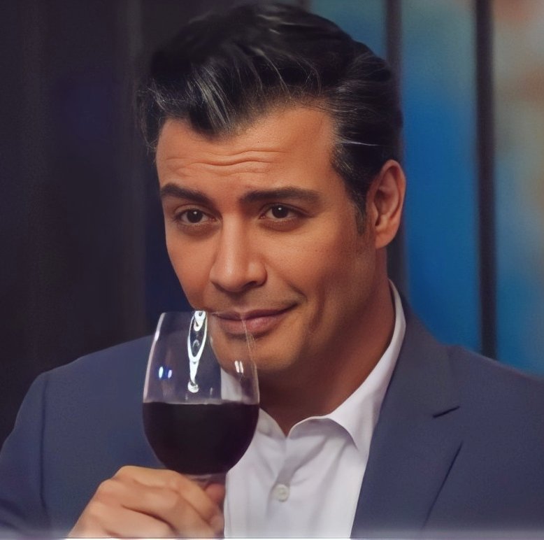 encarni_joya's tweet photo. Que gran trabajo hace en un gran papel como #Esteban bravo por ti corazón besos #andaluza #andrespalacios #Actor #televicion #Teatro #cine #LaMadrastra @andrespalacios1 https://t.co/EEtaXVRnJN