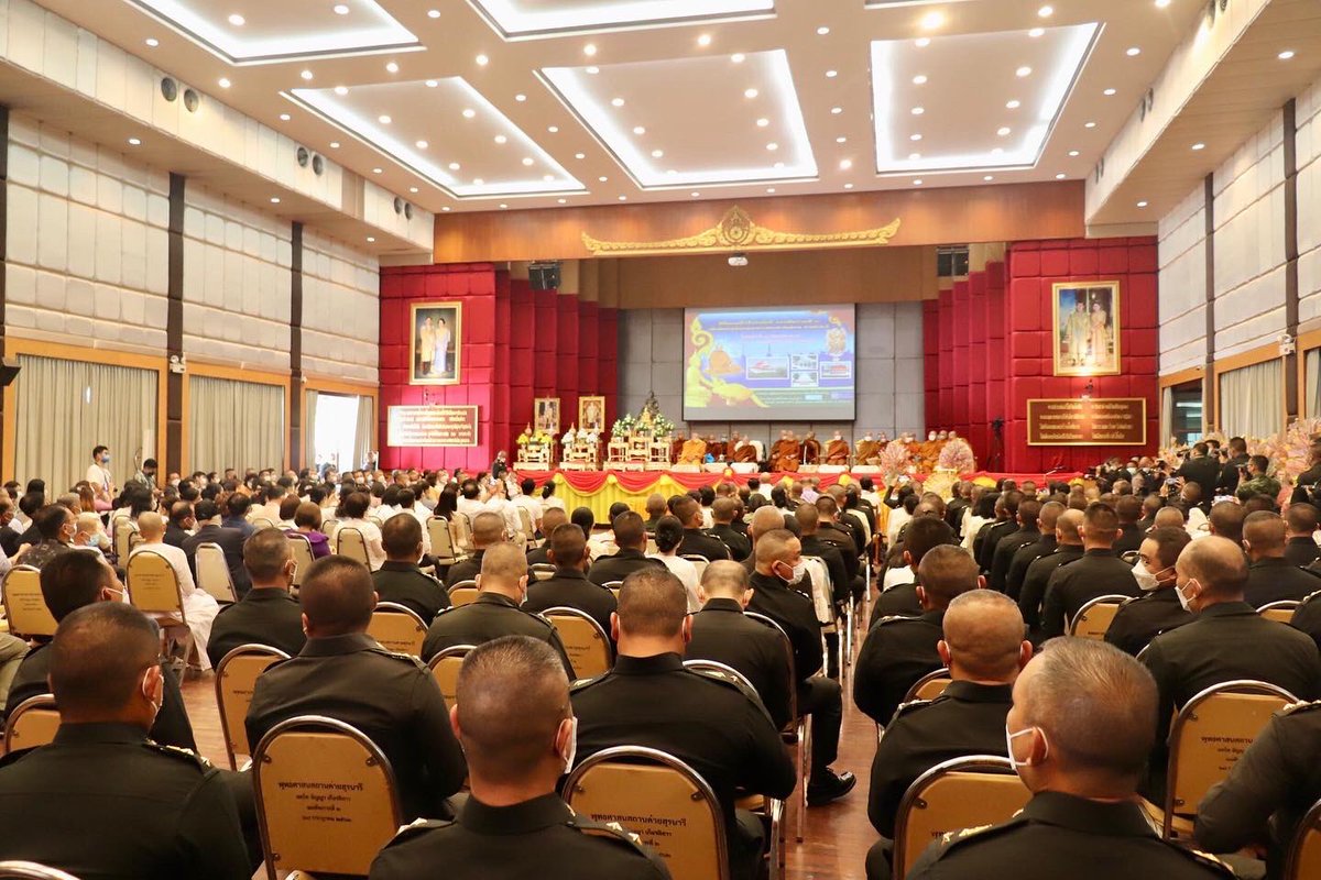 ascom2army2's tweet image. วันที่ 10 ก.ย. 65 ผบ.บชร.2 ร่วมพิธีทอดผ้าป่าสามัคคี ทภ.2 ณ สโมสรร่วมเริงไชย ค่ายสุรนารี อ.เมือง จ.นครราชสีมา เพื่อสมทบทุนในการบูรณปฏิสังขรณ์พุทธศาสนสถาน ค่ายสุรนารี 
#กองทัพภาคที่2
#กองบัญชาการช่วยรบที่2