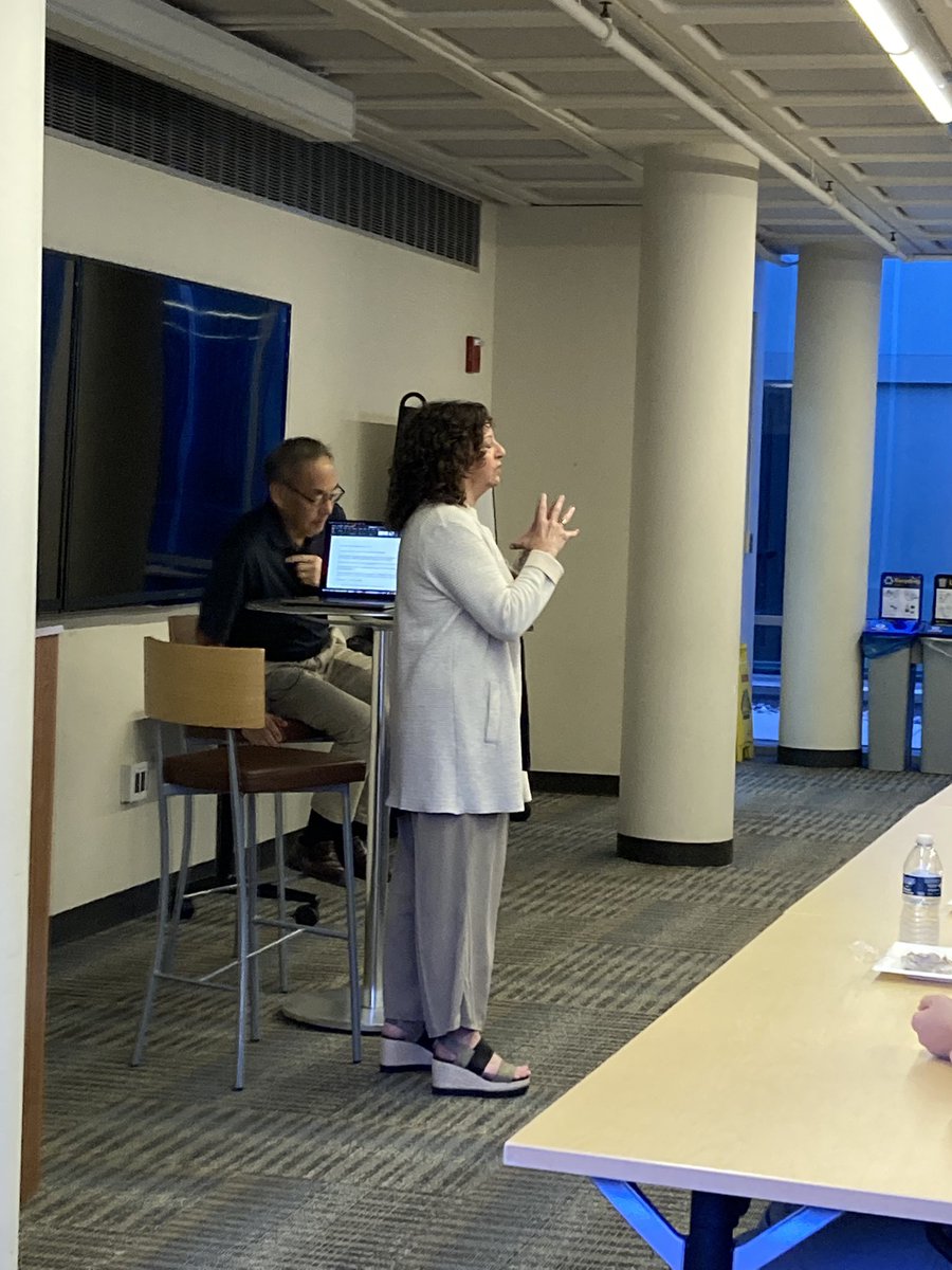 Great to be having a breakfast chat with Prof. Steven Chu, former US Secretary of Energy and a Noble Laureate. @UMichChE <a href="/profglotz/">Sharon Glotzer</a> @UMichChE <a href="/JovanKamcev/">Jovan Kamcev</a> <a href="/Albert_T_Liu/">Albert T. Liu</a> <a href="/SinghLab_UMich/">Singh Lab</a>. His father was a chemical engineer too!