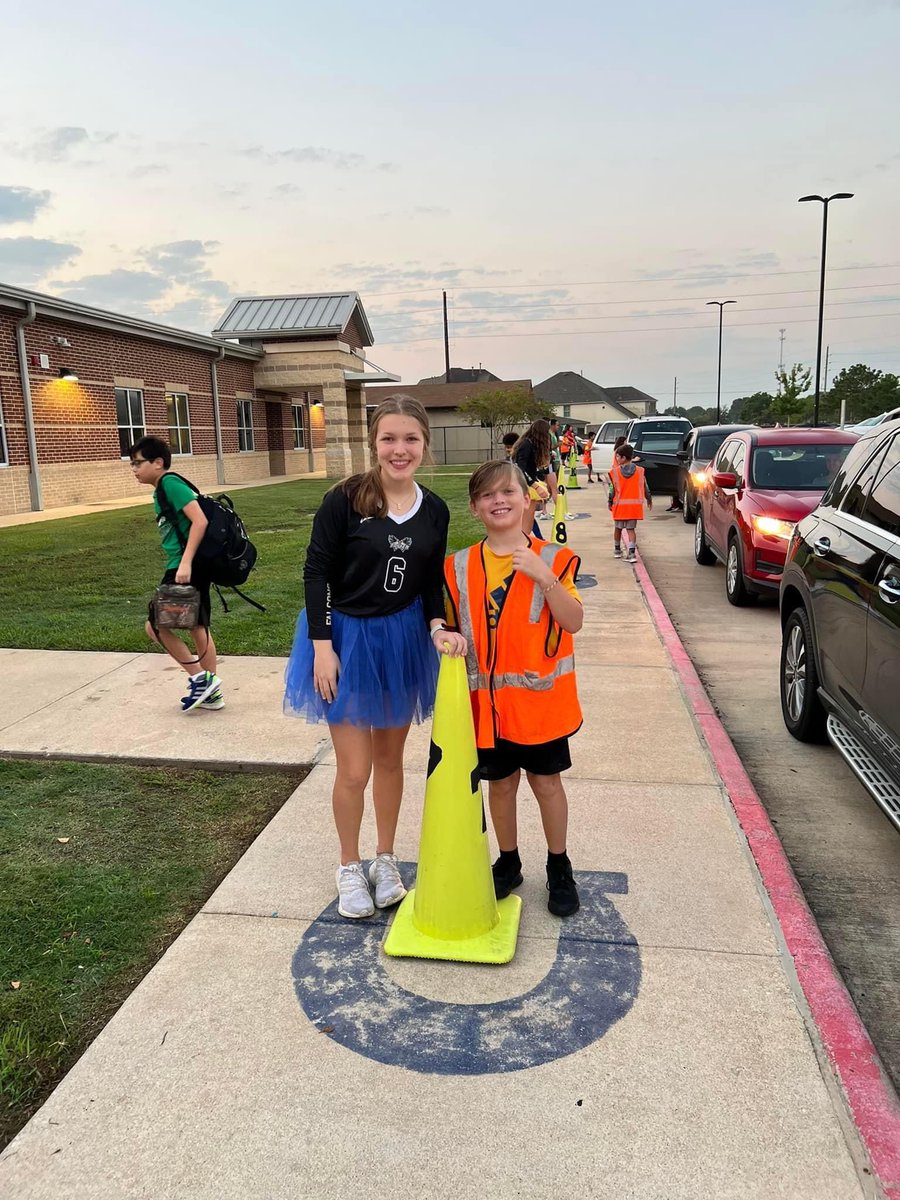 Thank you to the <a href="/Foster_vball/">Foster Volleyball</a>  for greeting our Blazers yesterday!!!  We wish them a successful season!  Can’t wait to have them back!  They even tested out our Slide for Slide Day!!