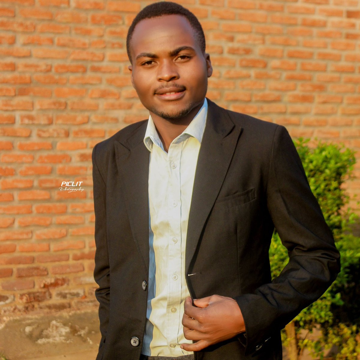 Michael42422542's tweet photo. #NewProfilePic https://t.co/w8fAbyZjqT