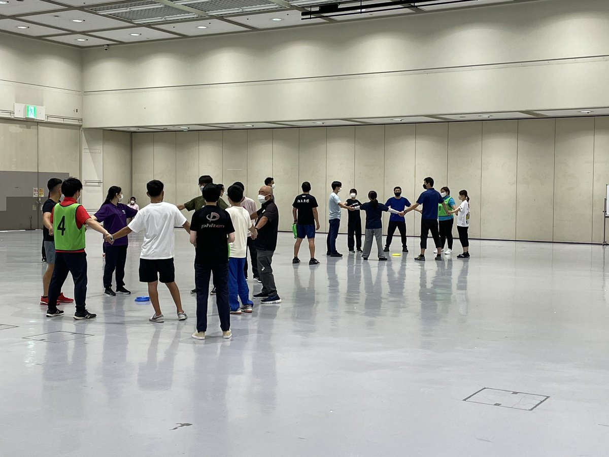 KAGURA15's tweet photo. 競技は実業団で継続しつつ、指導は幼児や小学生対象のスポーツ教室にすることも思案中。
資格も取ったし、すでにイベントでの始動も開始、スポーツコーチ養成講習会でも普及活動を始めています。 https://t.co/A61LRUDB9N
