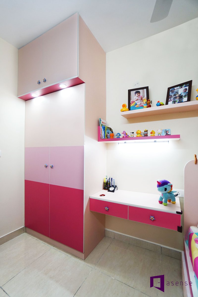 Asense_Interior's tweet photo. Your home deserves marvelous interiors with exemplary designs and premium finishes blended with style & solidity. Take a look to the beautiful study unit designs.
https://t.co/z1y6l48Yu4
.
.
.
#AsenseInterior #bestbangaloreinteriors #Interiors #Interior #study #studyunit https://t.co/EliL5DMcKY