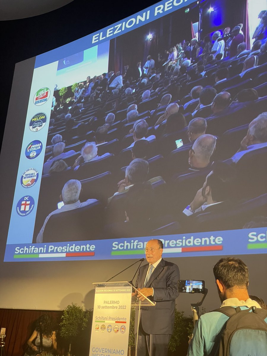 francesco_scoma's tweet photo. Oggi a #Palermo al fianco di @RenatoSchifani #Elezioni2022 https://t.co/SW4Q6uTGz1