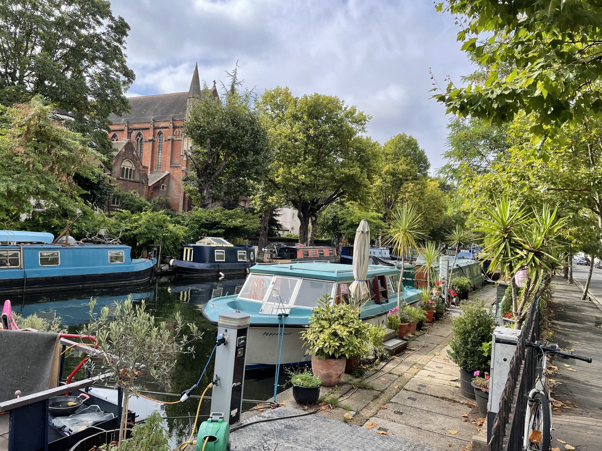 DigiGav's tweet photo. We made it! Little Venice, London. https://t.co/vX3USI00HH