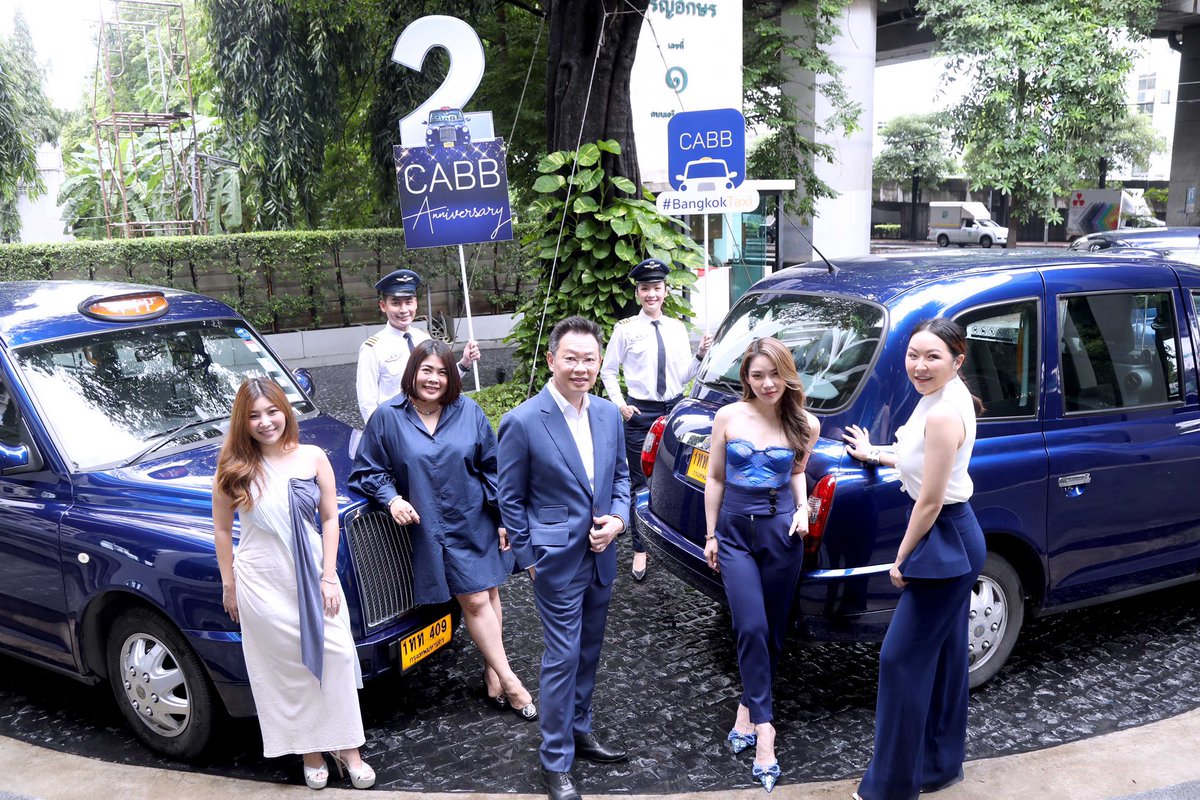 Seoulyent's tweet photo. “CABB BANGKOK TAXI” ฉลองครบรอบ 2 ปี สยายปีกบริการใหม่ “CABB PLUS” เร่งเครื่องเพิ่ม “แท็กซี่ วีไอพี” ดันโมเดล “คนขับแค็บบ์สู่ผู้ประกอบการ” รับดีมานด์เรียกรถพุ่งขึ้น 7 เท่าตัว

#CABB #CABBDrivers #CABBBangkokTaxi #BangkokTaxi #VIPTaxi #เรียกCABBดีกว่า
#seoulyent https://t.co/YYoGdOKzd5