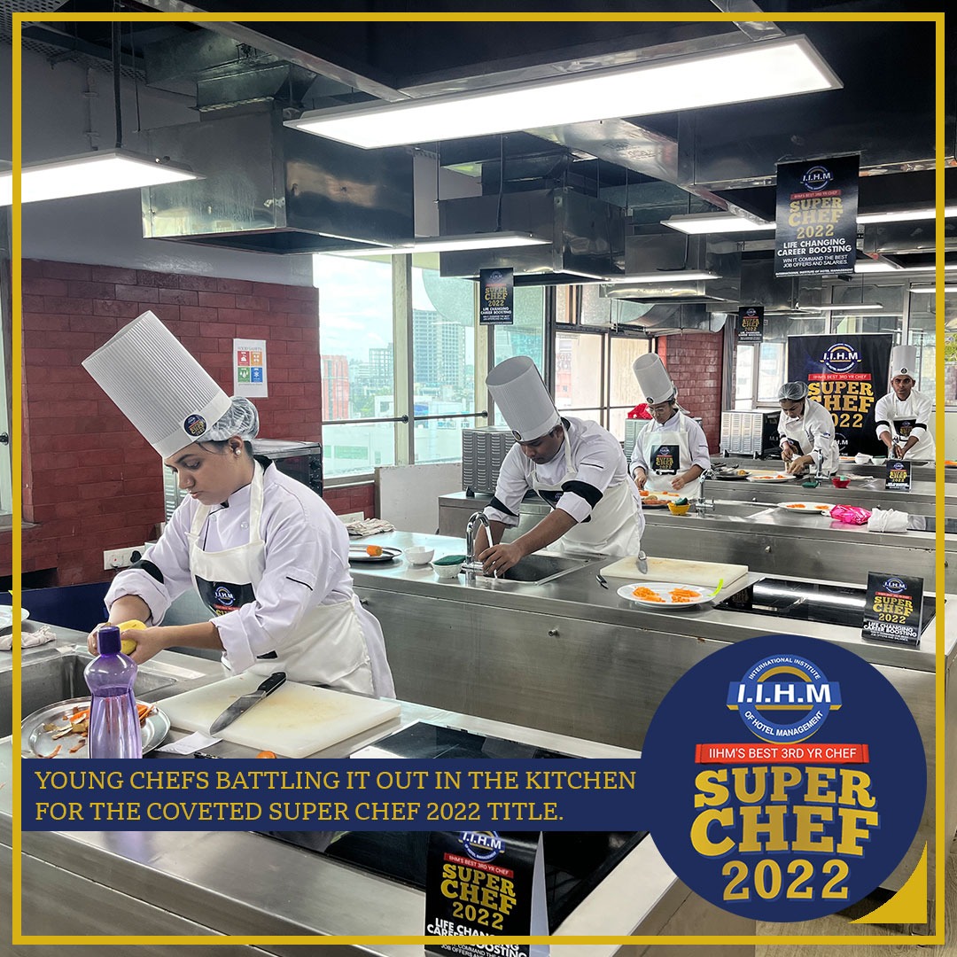 IIHMHOTELSCHOOL's tweet photo. Final year students of IIHM #Kolkata competing for the most coveted Super Chef Title. After an elaborate screening process & grueling cook-offs, the best student will be selected to represent the India at the @ycolympiad 2023! #IIHMSuperChef2022 #chefsofiihm #culinarycompetition https://t.co/vLS9vmFEo4