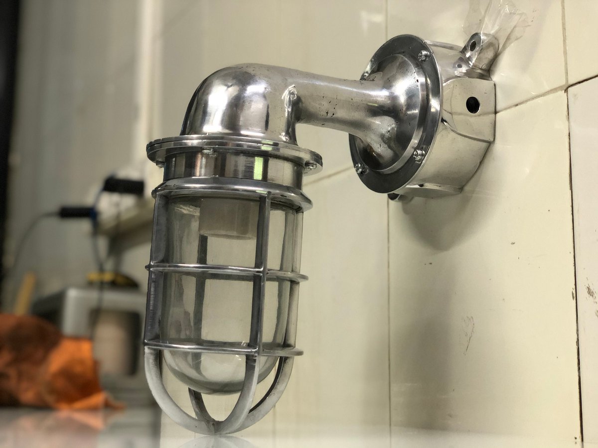 MubeenQureshi11's tweet photo. Excited to share the latest addition to my #etsy shop: Aluminum New Swan Neck 90 Degree Arched Passageway Wall Ship Light With Junction Box Lot Of 10 https://t.co/4eT1x7DSLU #lunarnewyear #bedroom #midcentury #metal #kwanzaadecoration #antiquecamera #signaling #shopus https://t.co/VhxaKbYlOe