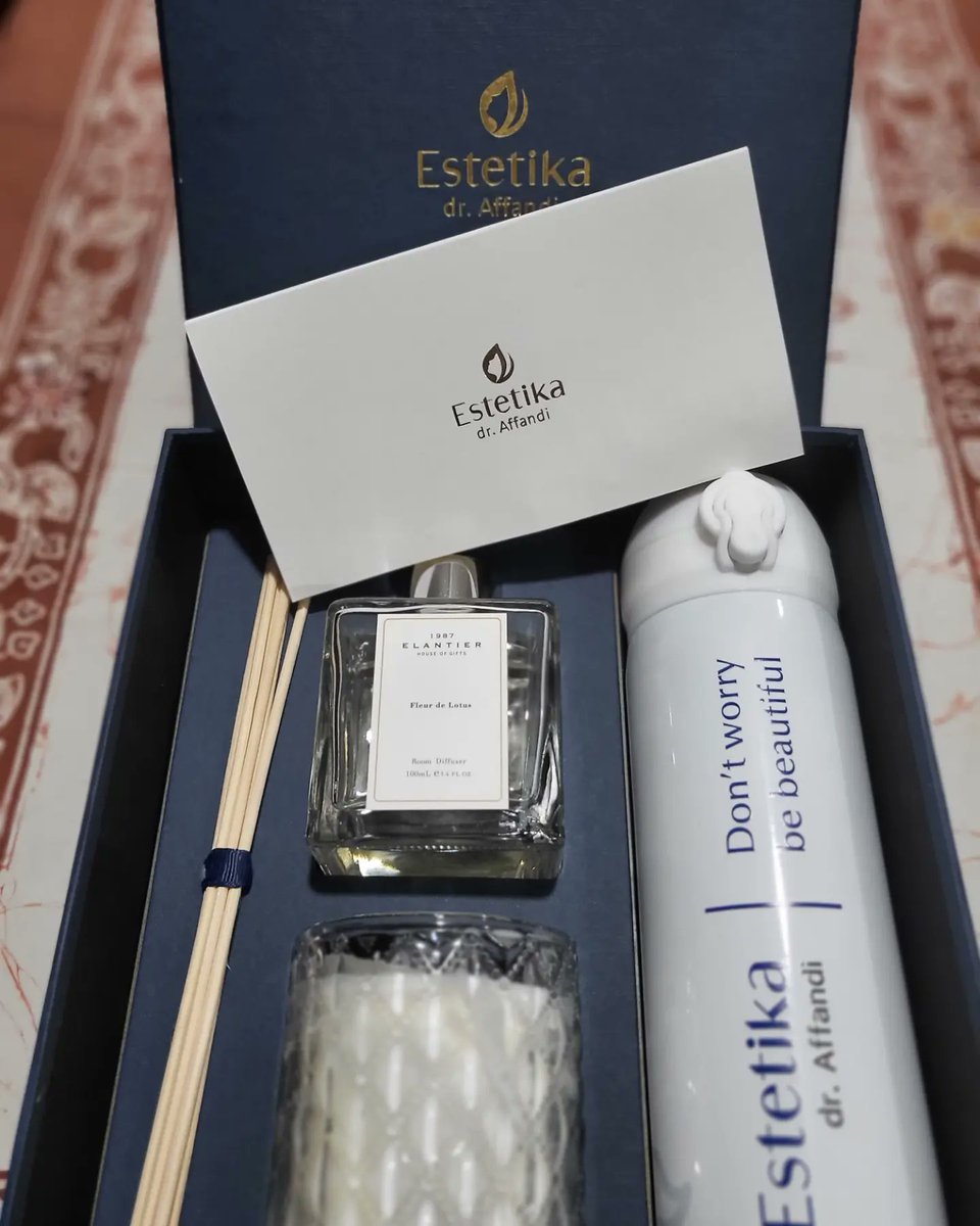 IndahOppu's tweet photo. Deeply appreciate for your thoughfull gift @klinikestetika 

#loyalmember 
#platinummember https://t.co/t3hbd7kfUX