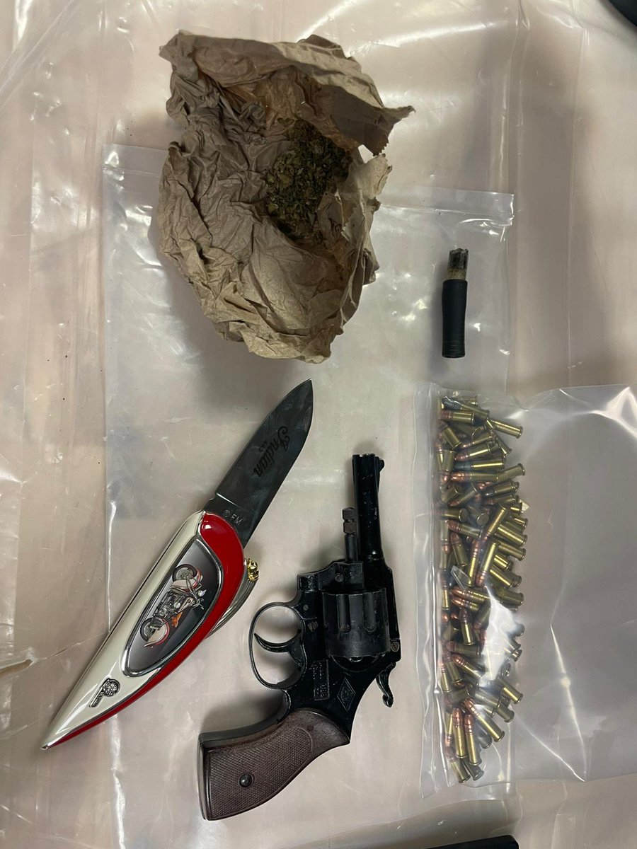 CRA Officer Cabrales arrested a homeless guy in Overtown with this little cocktail (gun, ammo, drugs, & a knife). We've recovered over 60 firearms in Overtown this year, several from homeless individuals. Continue to support the homeless but please be careful.🙏🏾 #OneLessGun