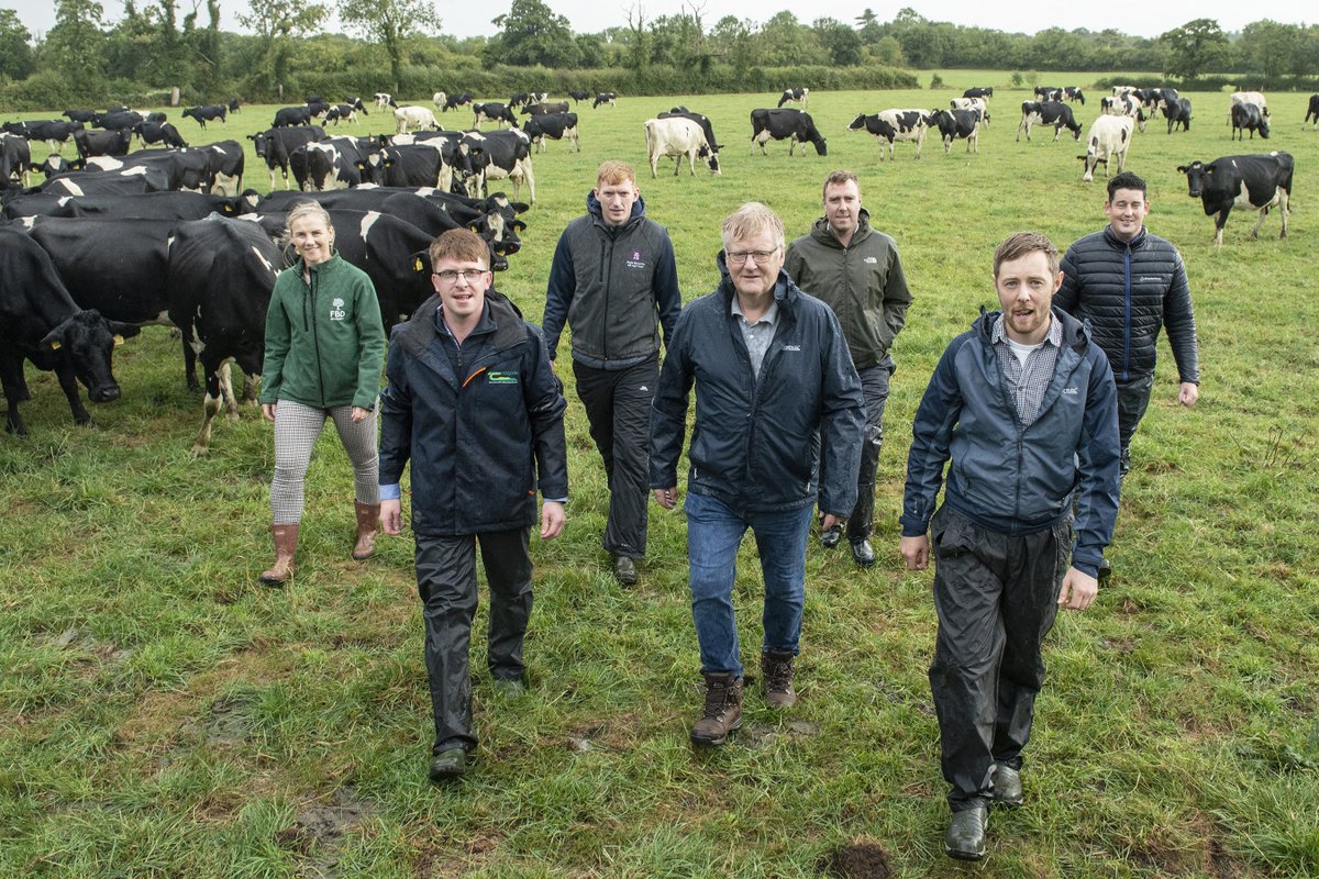Pictured at the Grassland Farmer of the Year 2021 farm walk of Colin Doherty are Trish O'Halloran <a href="/fbd_ie/">FBD Insurance</a>; Adrian Bourke <a href="/TeagascKyLk/">Teagasc Kerry/Limerick</a>; Shane McCarthy <a href="/AIBBiz/">AIB Business</a>; host Bryan Doherty; Aidan Brennan <a href="/farmersjournal/">Irish Farmers Journal</a>; host Colin Doherty <a href="/colindgraigue/">Colin Doherty</a> &amp; John O'Loughlin <a href="/Grasslandagro/">Grassland Agro</a>