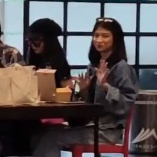 KAIALexLottePH's tweet photo. SPOTTED! 💚🧡

Baka may selfie naman diyan? For the cool ng mga ferzown! @KAIA_Members 🤭💛

@KAIAOfficialPH #KAIA #LEXLOTTE
#KAIA_ALEXA #KAIA_CHARLOTTE https://t.co/aXZVI4eviH