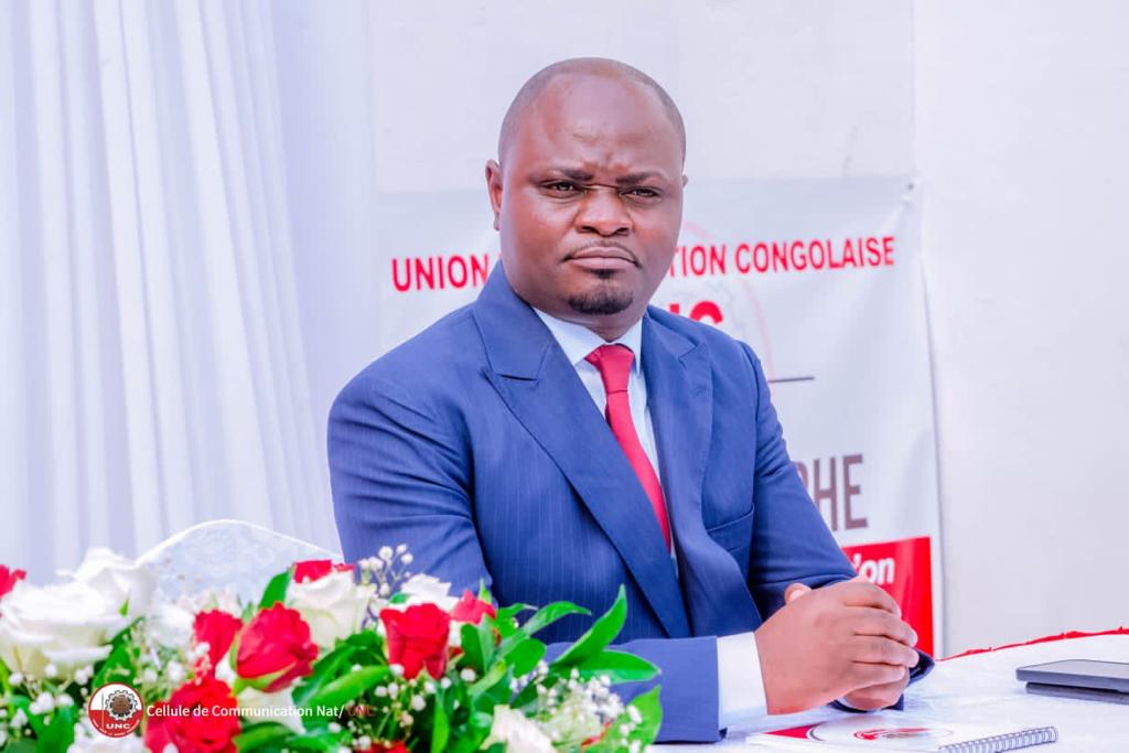 drjckisoni's tweet photo. Il s'appelle général 5 étoiles @BillyKambale1 alias "#musala #eleka #maloba #na #ebele".
La Fierté dla jeunesse congolaise et modèle de la loyauté et dla fidélité.
Lundi 12 sept sera l'un de ses meilleurs jrs de sa vie à goma, ville qui l'a vu grandir. #PACIFICATEUR arrive. https://t.co/ykN4UfqdCB