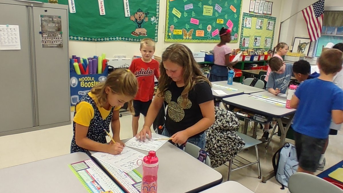 MrsGraceGreen's tweet photo. More "Getting to know you" fun! https://t.co/GMFzUFZgND