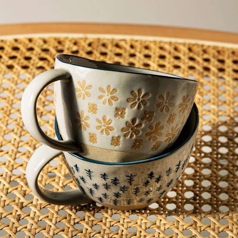 ShoppingSora's tweet photo. ثريد لمحبي الأكواب ☕️🤩

كوب خزفي ياباني ☕️🇯🇵

سعره بعد التخفيض 65 ريال 
قبل كان 109 ريال 

https://t.co/g0vxQbuVbA https://t.co/htdJF2AbU5