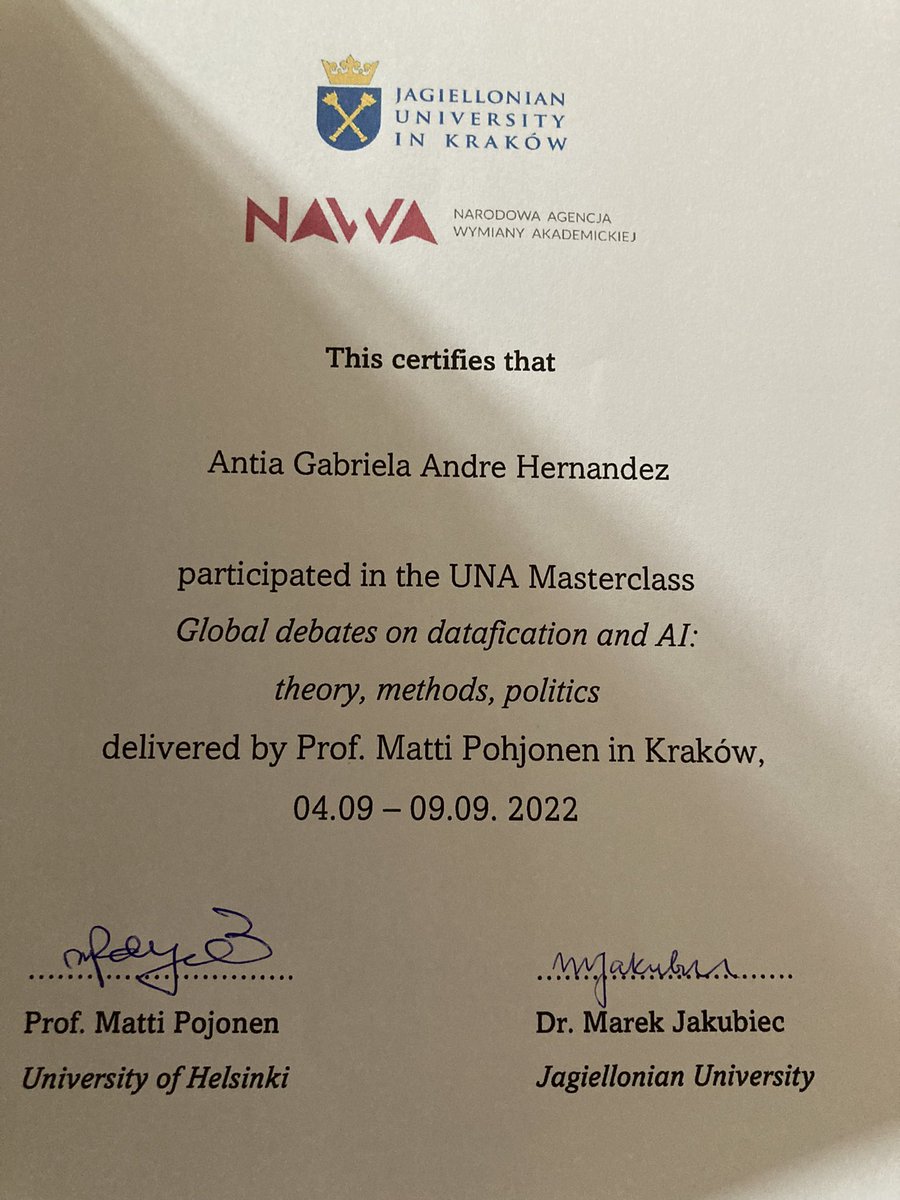 👩🏼‍💻It was a sensational experience. 

Thanks <a href="/JagiellonskiUni/">Uniwersytet Jagielloński</a> for having me, Dr. Marek for all the facilities and Prof. Pohjonen for sharing a small part of his knowledge with us.