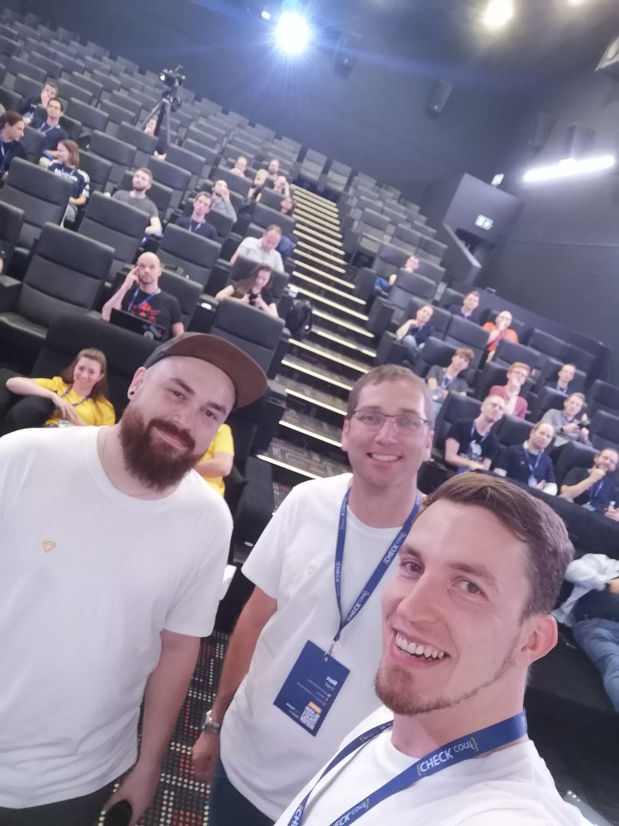 provie3D's tweet photo. Of course, I also have a talk myself 👍👍 #checkconf22 #check24 #dev https://t.co/1pIf9BjK2V