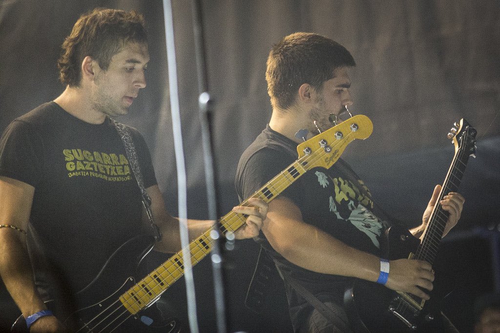 Hatortxurock's tweet photo. #HTX26 📸 Argazki bilduma
🎶 @herdoil_taldea
.
.
.
#hatortxu #herdoil #auzolana #elkartasuna #hatortxurock #musikajaialdia #jaialdia #denaketxera #zeruahelmuga #etxera https://t.co/Hkv4esYNSK